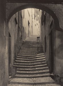 Una strada a Bellagio da Alfred Stieglitz