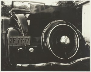 Auto 2F-77-77 da Alfred Stieglitz