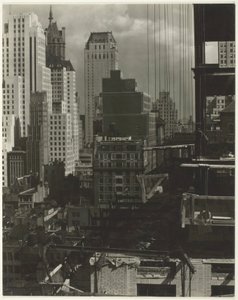 Dalla mia finestra ad An American Place, Nord, 1931 da Alfred Stieglitz