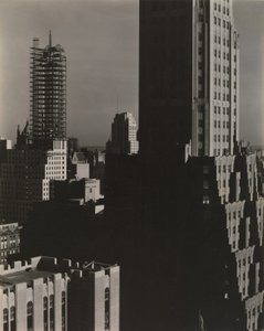 Dalla mia finestra al Shelton, Nord da Alfred Stieglitz