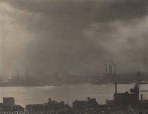 Da Shelton, New York, guardando verso est da Alfred Stieglitz