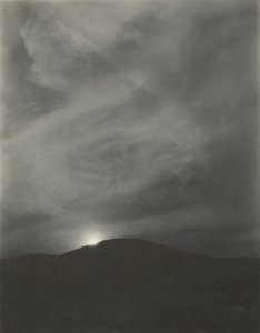 Lago George, c. 1922 da Alfred Stieglitz