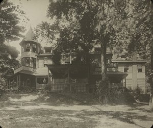 Oaklawn House, (Lato Est) da Alfred Stieglitz