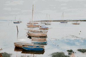 Barche nel porto di Leigh, 2018 (fotografia ridipinta a mano)