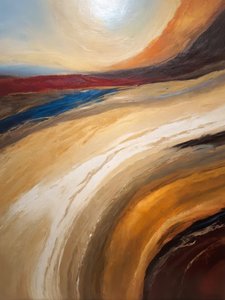 Un paesaggio desertico dai colori vivaci