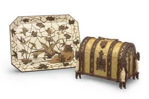 Piatto, intarsio di Ferdinand Duvinage, e cofanetto gioiello revival gotico, entrambi c.1880
