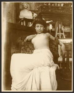 [Modello femminile per l