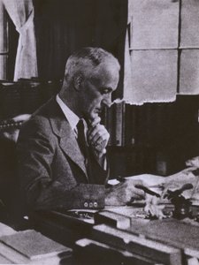 Harvey Cushing, neurochirurgo, ritratto da American Photographer (after)