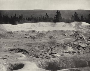 Mammoth Paint Pots, Valle di Yellowstone, Wyoming (foto in b/n) da American Photographer (after)