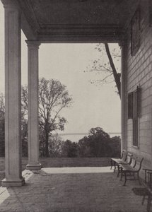 Mount Vernon: Portico est