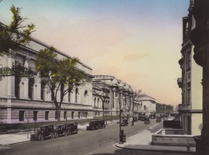 New York: Metropolitan Museum of Art, Fifth Avenue e East 80th Street da American Photographer (after)