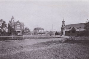 Old Orchard Beach, Maine: Municipio e Biblioteca Pubblica; Ufficio Postale; Chiesa di Santa Margherita da American Photographer (after)