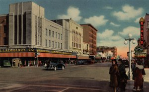 Phoenix, Arizona: Washington Street, Est dal Municipio da American Photographer (after)