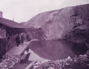 La piscina alle Banff Hot Springs, British America da American Photographer (after)