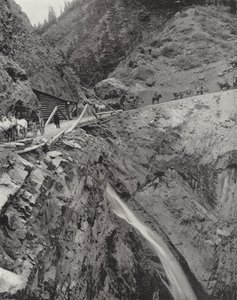 Casello Ouray e Silverston Tollroad (foto in b/n) da American Photographer (after)