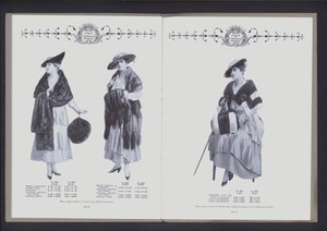 Doppia pagina da Il Teatro della Moda di Pelliccia da American Photographer (after)