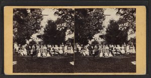 Bambini e parco giochi, Comunità di Oneida, Stato di New York, c.1870 da American Photographer
