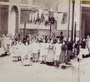 Società Femminile di Guardia, Casa per gli Amici, 29th Street, New York, 4 luglio 1864 da American Photographer