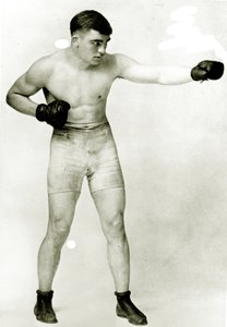 Leo Houck, 1911 da American Photographer