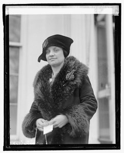 La signora Mabel Willebrandt alla Casa Bianca da American Photographer