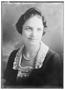 Signora Mabel Willebrandt, c.1920-25 da American Photographer