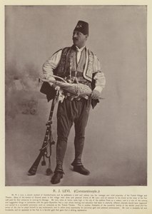 R J Levi, Costantinopoli