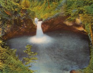 Il Punch Bowl di Eagle Creek (foto a colori) da American Photographer