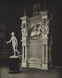 Tomba di Louis De Brézé nella Cattedrale di Rouen da American Photographer