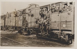 Marines statunitensi in Francia in partenza per il campo, 1917-19