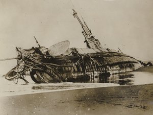 Sommergibile americano H3 naufragato, 1917 da American Photographer