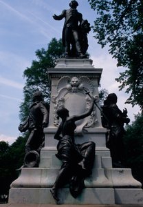 Statua commemorativa al Generale Gilbert de Lafayette, 1891 da American School