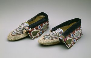 Mocassini, Chippewa, c.1835 da American School