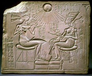 La famiglia reale: Akhenaton, Nefertiti e i loro figli, ca 1350 a.C. da Ancient Egypt