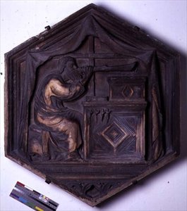 Musica, piastrella decorativa esagonale da una serie che raffigura le Sette Arti Liberali, probabilmente basata su disegni di Giotto c.1334-48 da Andrea Pisano