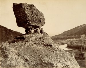 Sphinx of the Valley, da The Great West Illustrated in a Series of Photographic Views across the Continent taken along the line of the Union Pacific Railroad West from Omaha, Nebraska by A.J. Russell, Volume I da Andrew Joseph Russell