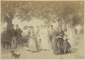 Fotoreproduzione di un dipinto di donne e uomini che passeggiano in un parco da Anonymous