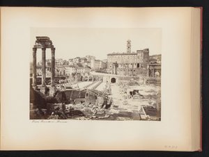 Veduta del Foro Romano con il tempio di Castore e Polluce a Roma, Italia