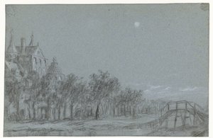 Edificio della chiesa dietro una fila di alberi