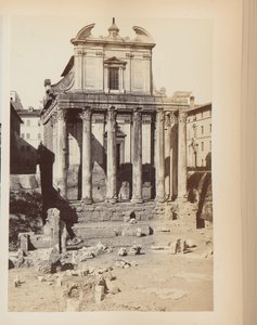 Tempio di Antonino e Faustina al Foro Romano a Roma, Italia da Anonymous