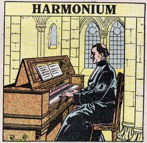 Strumenti musicali: strumenti a fiato a mano. Suonatore di armonium in una chiesa. Illustrazione anonima del 1925. Collezione privata. da Anonymous Anonymous