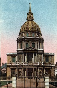 Parigi: vista esterna della Cupola dell
