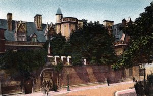 Parigi: vista del Museo di Cluny. Fotografia del 1920 in "Album Artistico" della città di Parigi. Collezione privata.