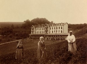 Fotografia da un album personale di un tenente di fanteria durante i primi mesi della Prima Guerra Mondiale da Anonymous Anonymous