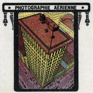 Fotografia: vista aerea di un edificio. Illustrazione anonima del 1925. Collezione privata. da Anonymous Anonymous