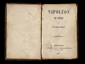 Pagina del titolo di "Napoleon the Little", pamphlet politico di Victor Hugo su Louis-Napoleon Bonaparte (Napoleone III). 1855. da Anonymous Anonymous
