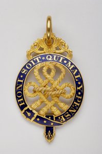 Regno Unito - Ordine della Giarrettiera: insegne del gentiluomo-bailiff del bastone nero - Il modello del distintivo, uno dei 