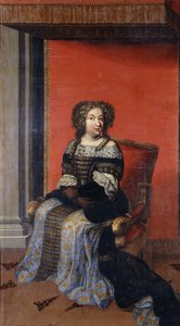 Ritratto della regina Maria Teresa, seduta a figura intera, in un corpetto nero tempestato di gioielli con colletto di pizzo e una gonna blu e oro, su un trono da Antoine (after) Dieu