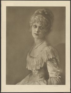 Una signora all