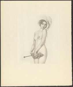 [Donna nuda che indossa un cappellino e tiene in mano un ombrellino].