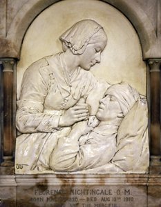 Florence Nightingale che conforta un uomo ferito da Arthur George Walker